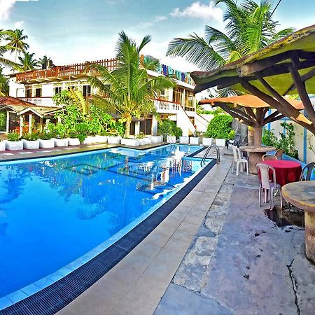 Deutsch Lanka Hotel Telwatta Exterior foto