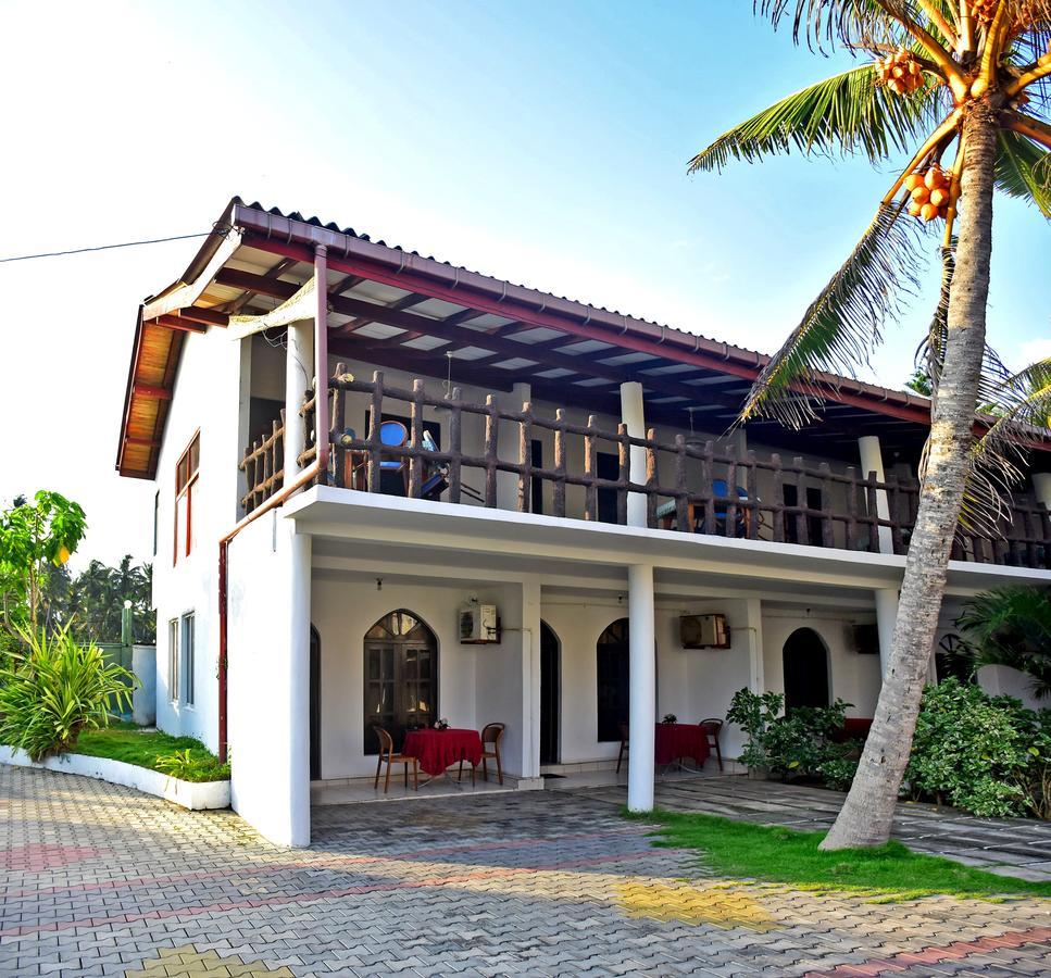 Deutsch Lanka Hotel Telwatta Exterior foto
